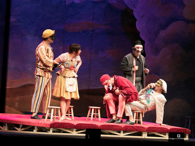 COMMEDIA